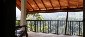 Birds Paradise Hotel