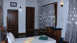 Deluxe Double Room, Mountain View