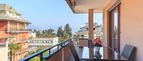 Apartment, 3 Schlafzimmer | Balkon