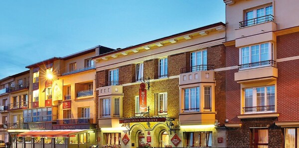 Hôtel Restaurant La Matelote - Équihen-Plage