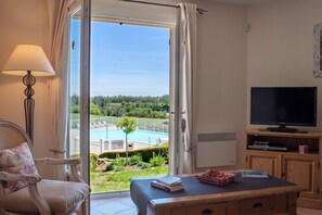 Villa Confort, 3 chambres, vue piscine | Vue de la chambre