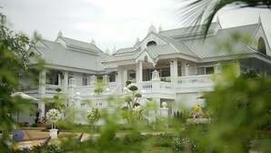 Exterior - NirvaNan House (Nan)