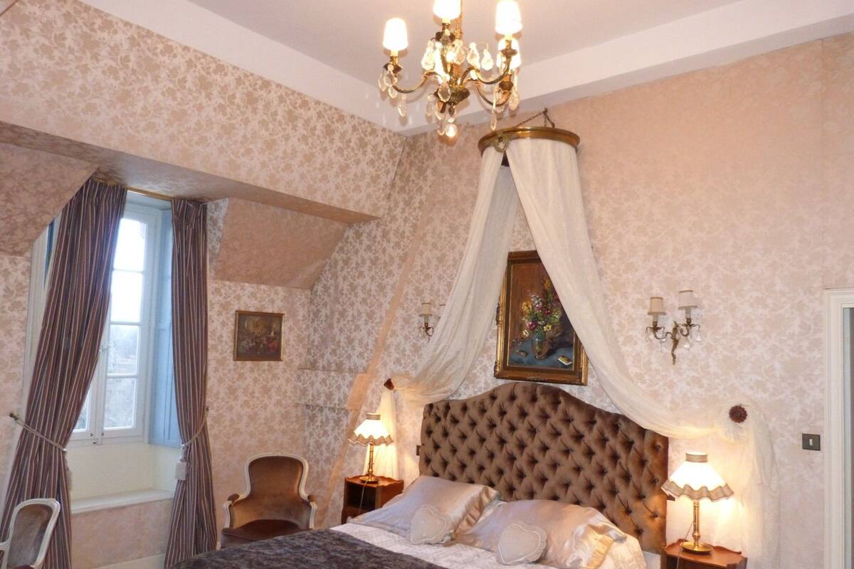 Superior Double Room | Premium bedding, in-room safe, desk, blackout curtains