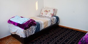 Room - Taghazout surf house (Taghazout)