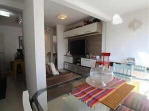 Standard Apartment, 2 Bedrooms | Living area - GoHouse Paim SP 413 (São Paulo)
