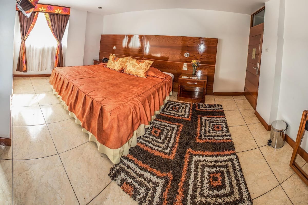 Minibar, in-room safe, desk, rollaway beds (surcharge)