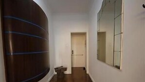 Unclassified image, 2 of 21, button - GoHouse Silveira 904 (Rio de Janeiro)