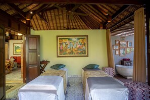 Body treatments, hot stone massages, deep-tissue massages, body scrubs - Arya Villas Ubud (Ubud)