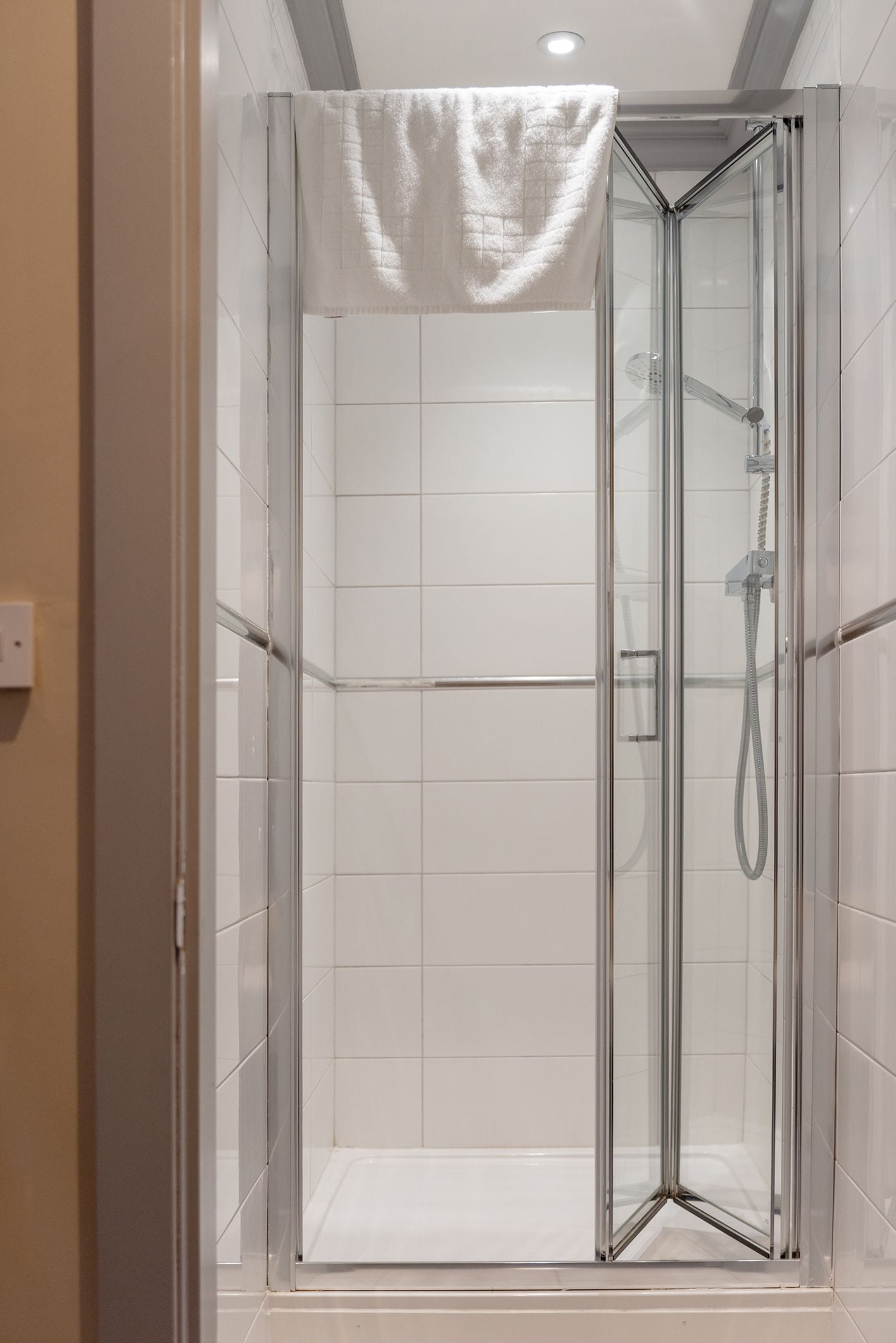 room, multiple beds, ensuite | bathroom shower