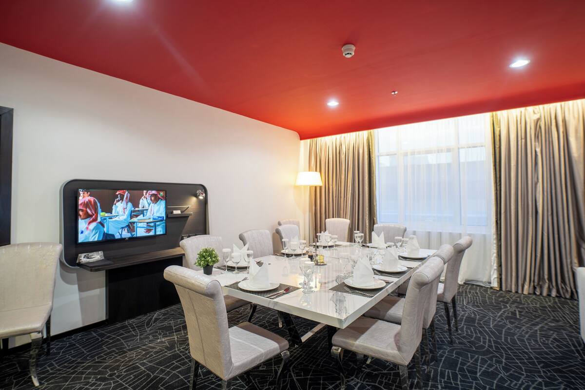Suite Presidensial | Makan di kamar