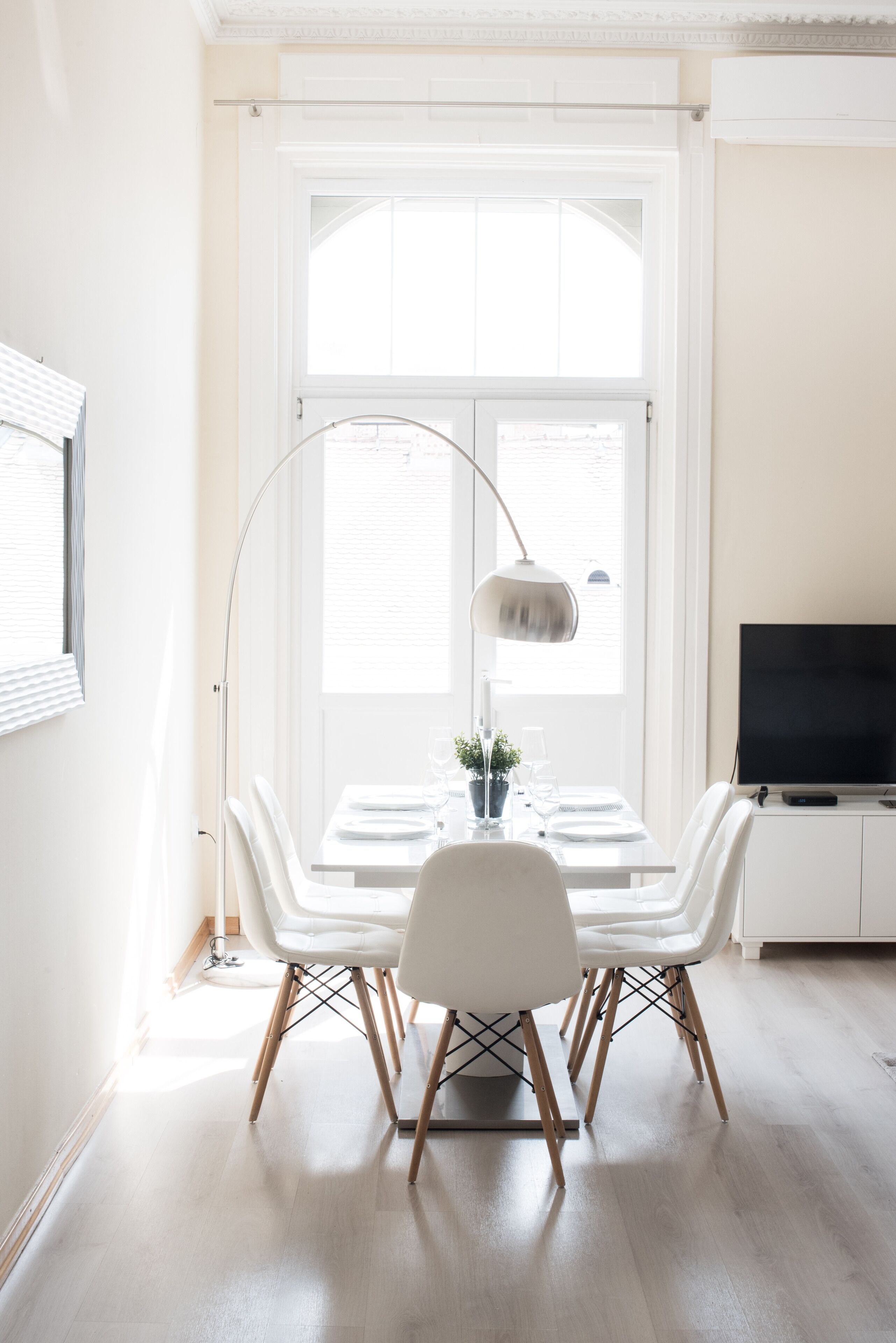 Exclusive Apartment, 1 Bedroom, City View | In-room dining