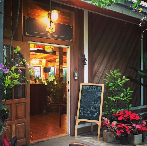 Property entrance - Khaoyai Nature Retreat (Pak Chong)