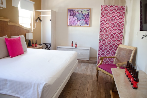 Presidential Suite | 1 bedroom, premium bedding, iron/ironing board, travel crib