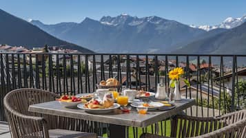 Sundeck