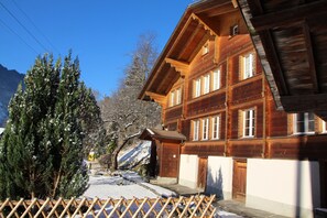 Exterior - Chalet 9 (whole house) (Innertkirchen)