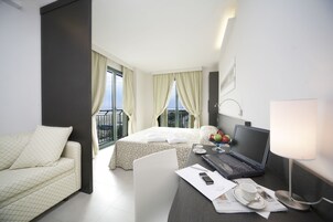 Down comforters, minibar, in-room safe, desk