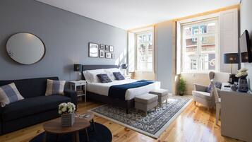 Estudio Deluxe (1) | Minibar y caja de seguridad en la habitación