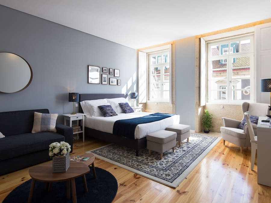 Deluxe Studio (1) | Minibar, in-room safe, iron/ironing board, free WiFi