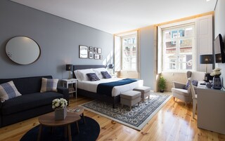 Deluxe Studio (1)