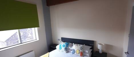 Desk, iron/ironing board, free WiFi, bed sheets