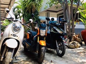 Bicycling - Poopreaw Resort (Koh Lan)