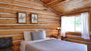 Deluxe Room, 2 Queen Beds (Room # 6) | Bed sheets