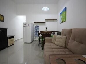 Standard Apartment, 1 Bedroom | Living area | TV - GoHouse Riachuelo 910 (Rio de Janeiro)