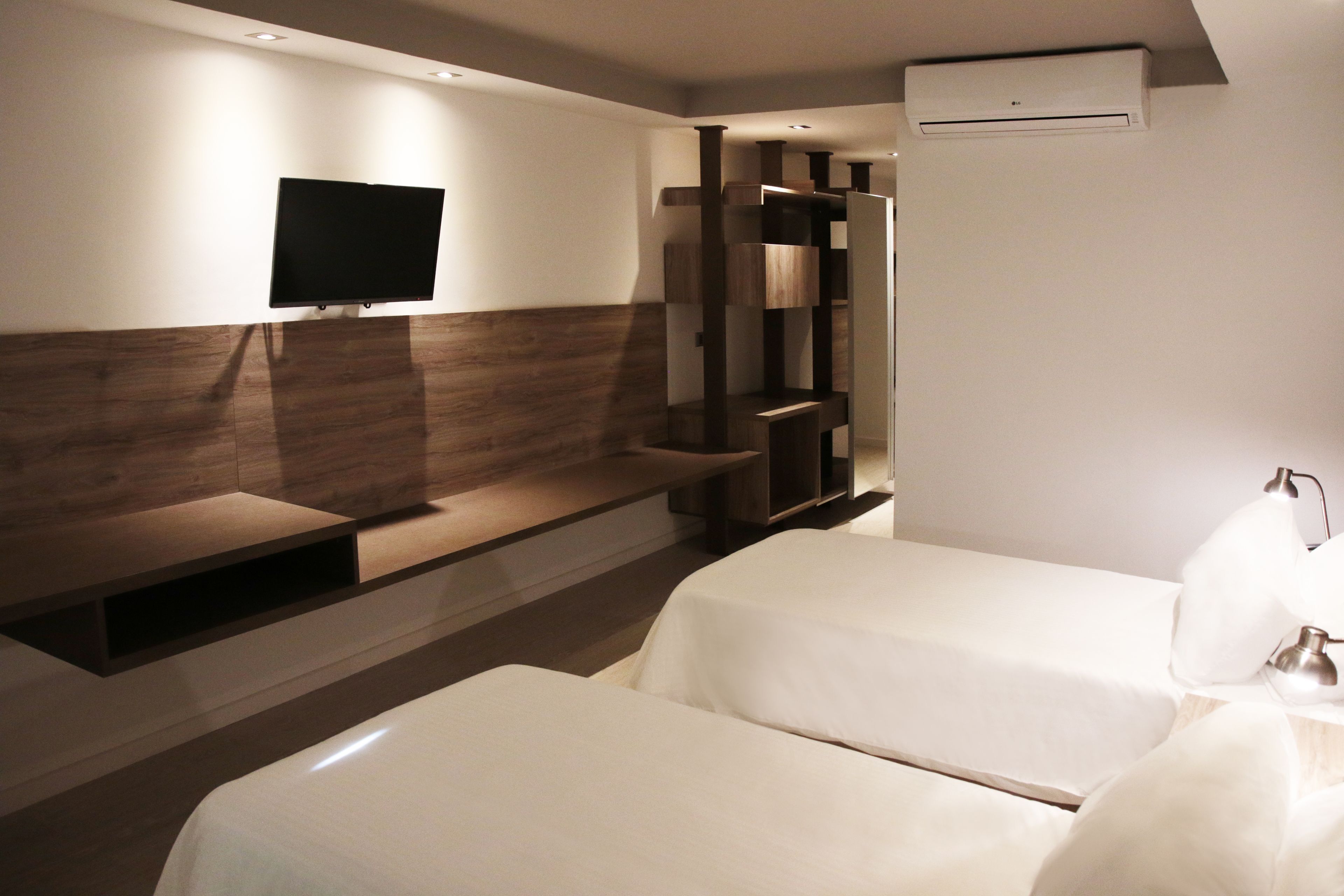 Ropa de cama de alta calidad, cubrecamas y colchones con pillow-top 
