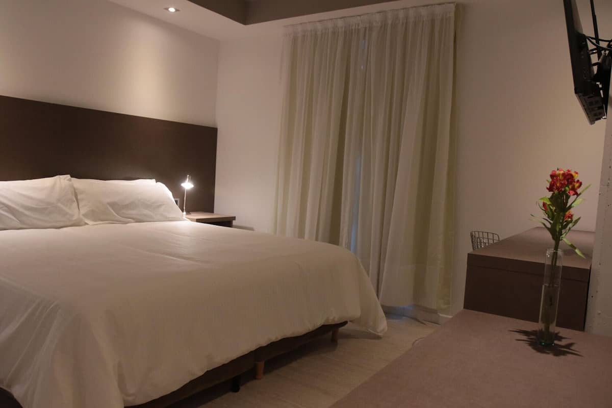 Ropa de cama de alta calidad, cubrecamas y colchones con pillow-top