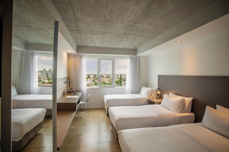 Comfort Triple Room, 3 Single Beds. Unit Santa Rosa