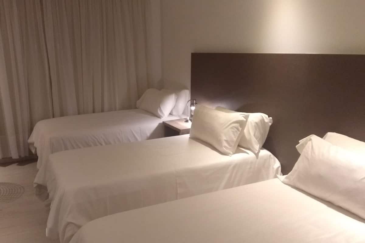 Ropa de cama de alta calidad, cubrecamas y colchones con pillow-top