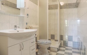 Shower - Nice apartment in Rabac with house sea view (Rabac)