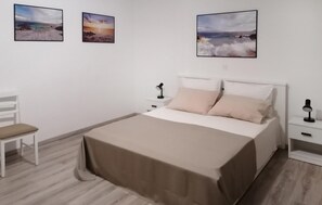 2 bedrooms, free WiFi, bed sheets