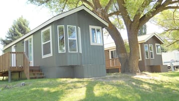 Cottage, 1 Queen Bed, Lake View, Lakeside