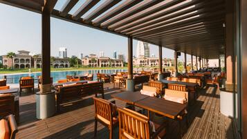 2 restaurantes, culinária latinoamericana