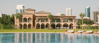 Royal Saray Resort