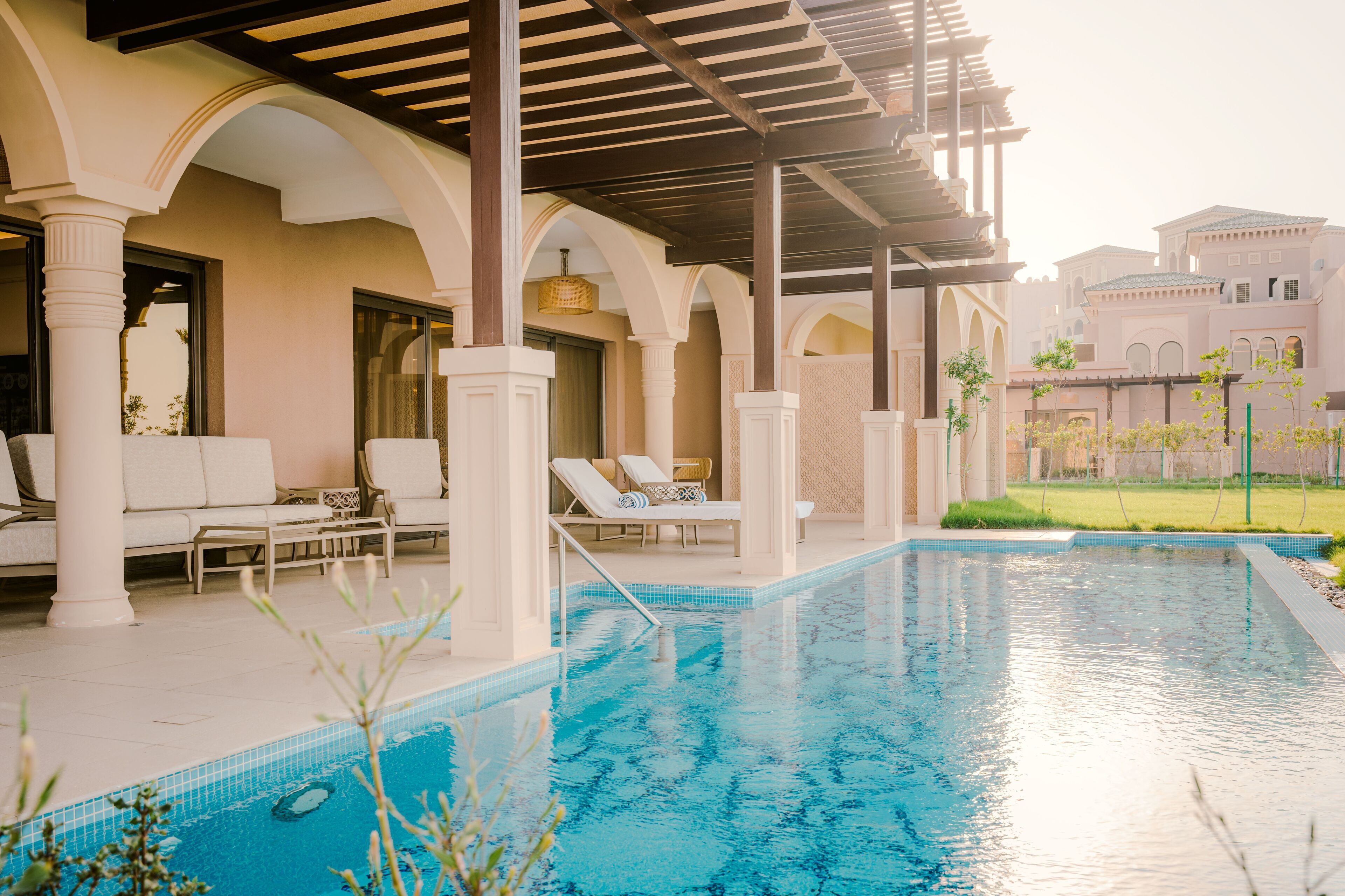 Outdoor pool, cabanas (surcharge), pool umbrellas