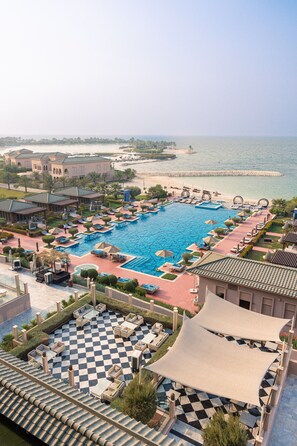 Suite de lujo, 1 cama de matrimonio grande (Royal Saray Suite with Ocean View) | Ropa de cama de alta calidad, minibar, caja fuerte y escritorio