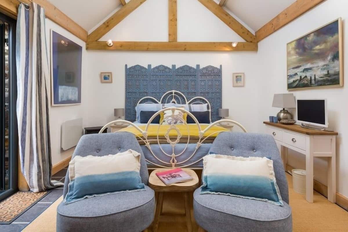 Basic Apartment, Ensuite, Sea View (Storm Barn) | 1 bedroom