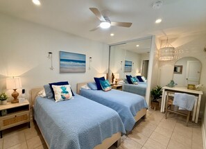 2 bedrooms, travel cot, free WiFi, bed sheets