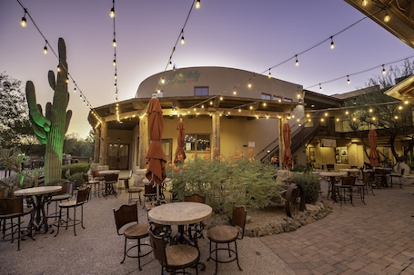 Lunch and dinner served, alfresco dining