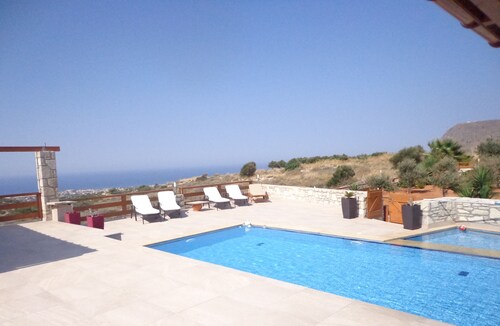  exceptional holidays 