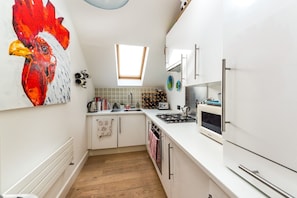 Apartment (1 Bedroom) | Private kitchen