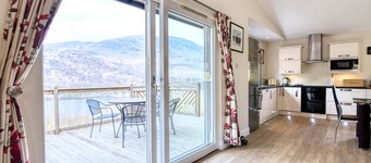 Kingfisher Lodge with sensational loch views