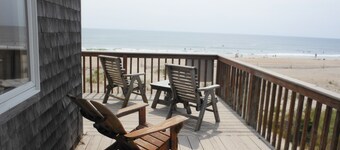 Frente al mar, se admiten perros, isla Hatteras, 4 dormitorios, 3 1/2 baños a 200 pies de la playa