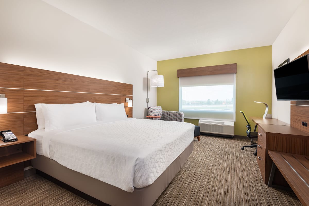 In-room safe, desk, blackout curtains, iron/ironing board