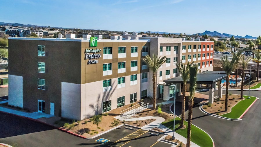 Holiday Inn Express & Suites Lake Havasu - London Bridge by IHG