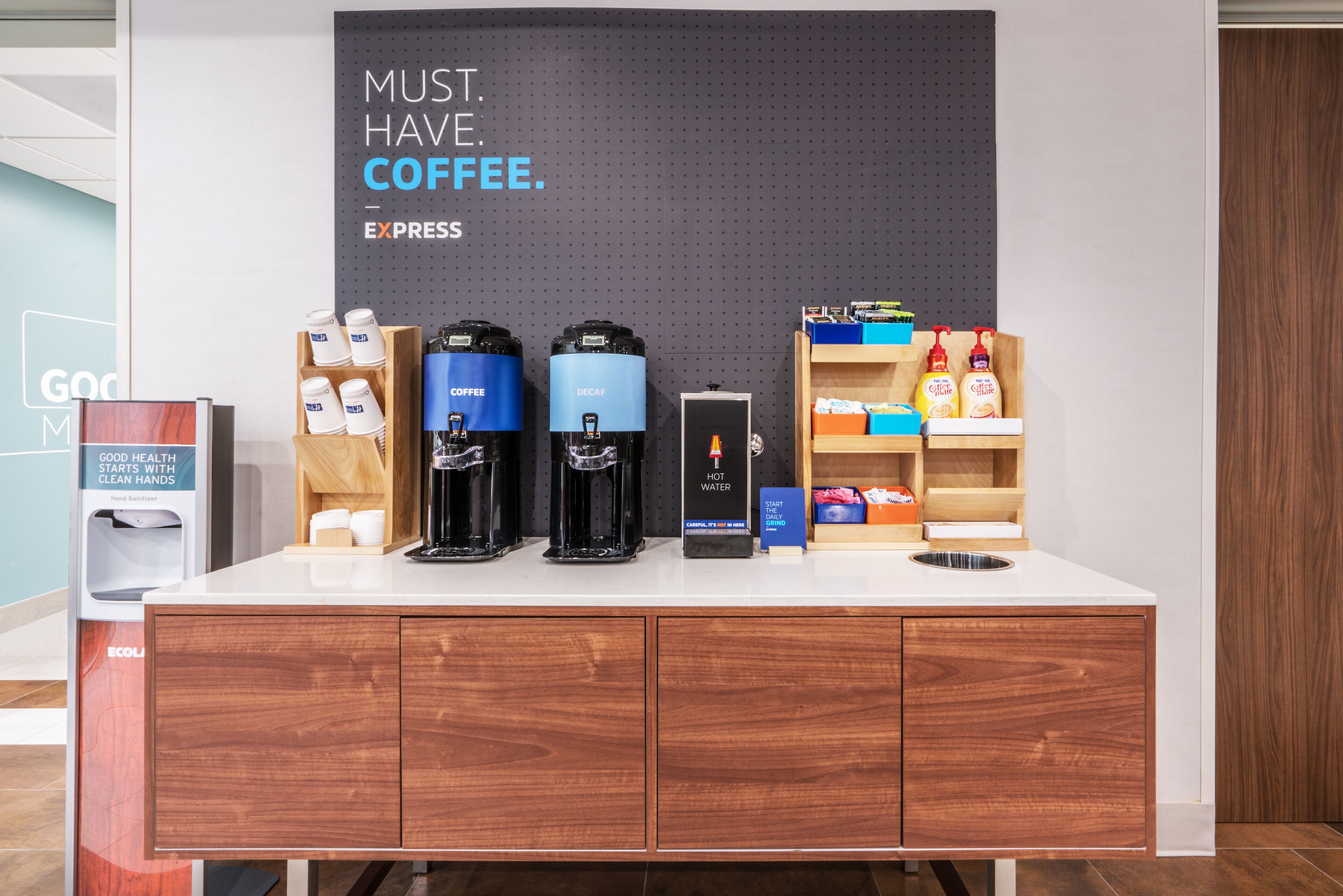 free daily full breakfast