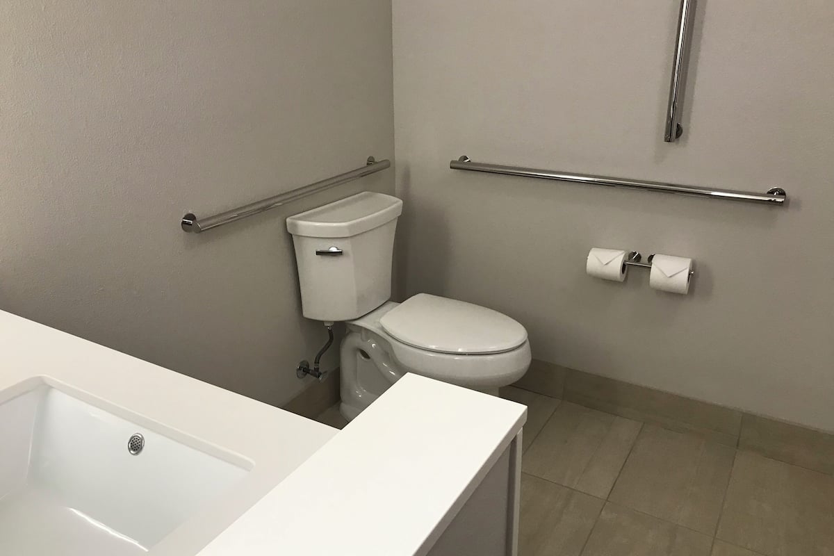 standard room, 2 queen beds, accessible (mobility, accessible tub) | bathroom | separate bathtub and shower, free toiletries, hair dryer, towels