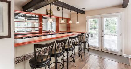 The whole 3 bedrooms/3 baths single family house in Overland Park with sauna!